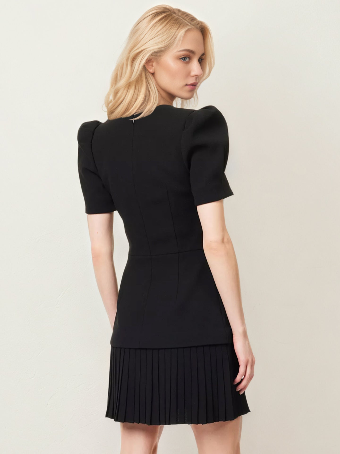 O1CN01HFNCx91zMCIAhMzpp__2217524266699-0-cib BLACK PUFF SLEEVE SQUARE NECK RHINESTONE MINI DRESS