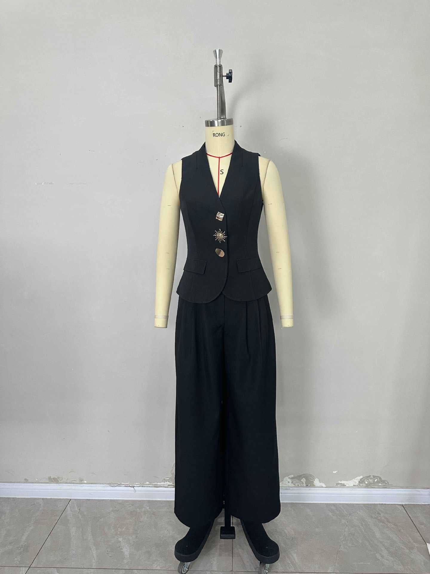 O1CN01T0TiKK1zMCIEqDBVA__2217524266699-0-cib BLACK HIGH WAIST PLEATED WIDE LEG OFFICE TROUSERS