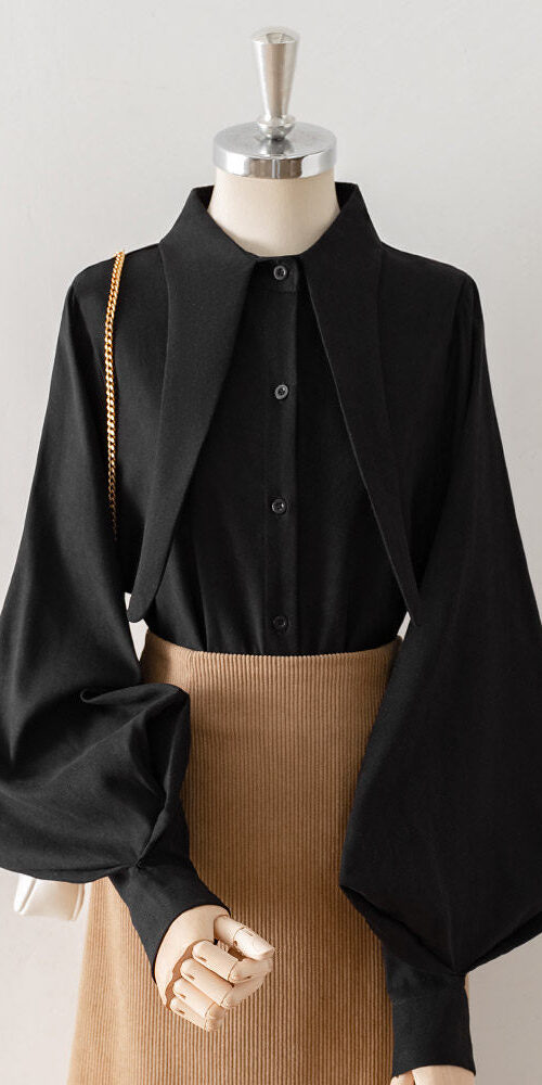 OVERSIZED POINT COLLAR LANTERN SLEEVE BLOUSE