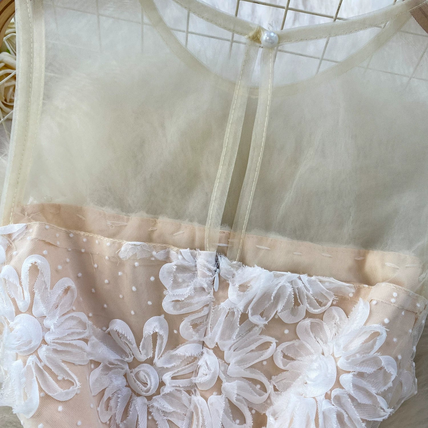 O1CN01YuJVOi1Q7X9DbX3eJ__490011929 SHEER MESH MOCK NECK SLEEVELESS 3D FLORAL TULLE MIDI DRESS