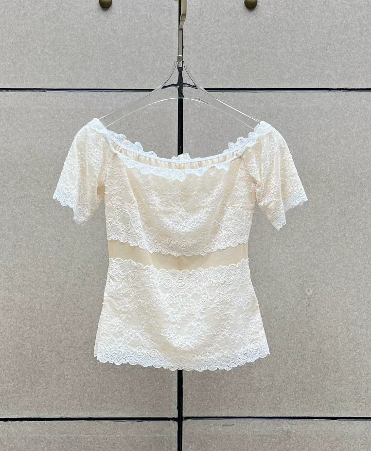 O1CN01aRIrSL1kc1pOHnUih__2990524703 OFF-SHOULDER LACE CROP TOP FOR NIGHT OUT