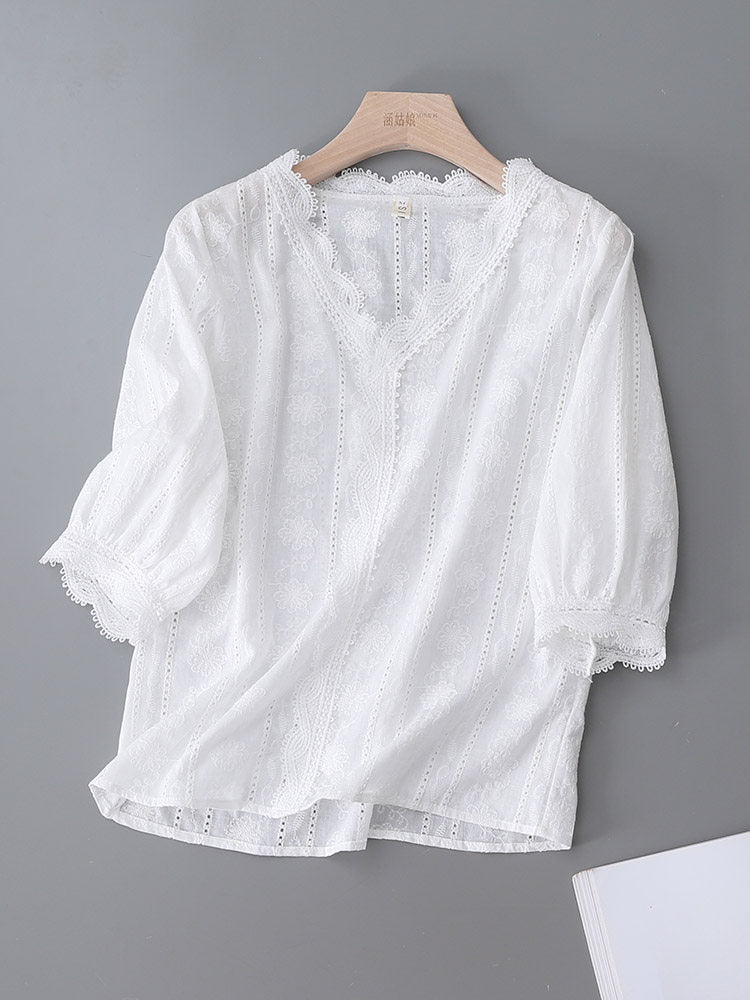SCALLOPED LACE V-NECK FLORAL EMBROIDERY PUFF SLEEVE BLOUSE