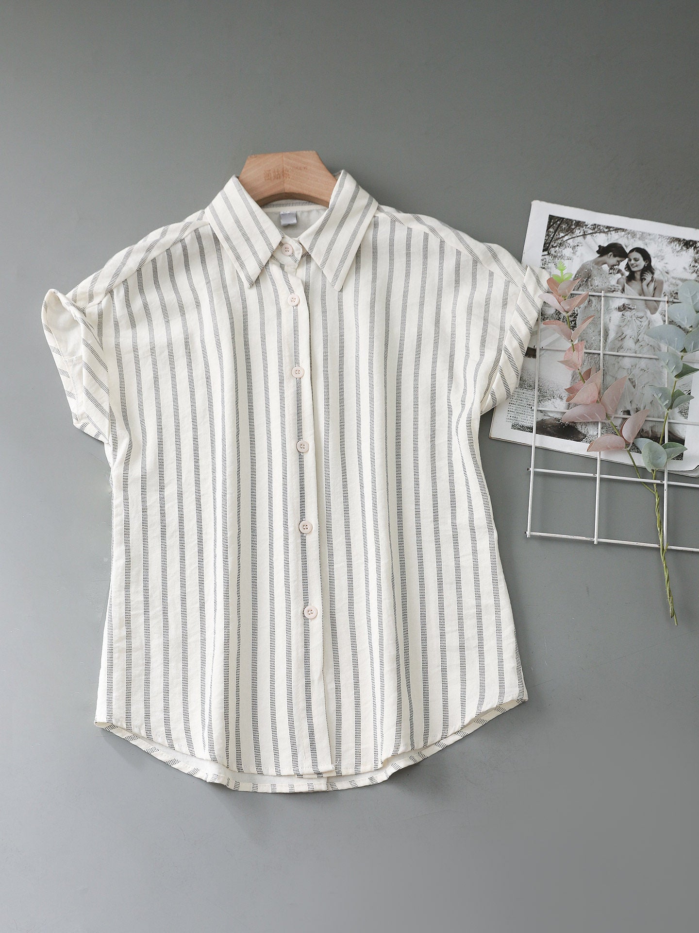 STRIPED POINT COLLAR ROLLED CAP SLEEVE LOOSE SHIRT