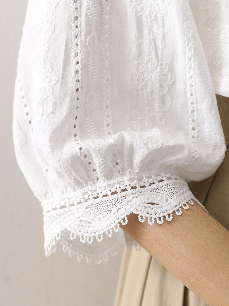 SCALLOPED LACE V-NECK FLORAL EMBROIDERY PUFF SLEEVE BLOUSE