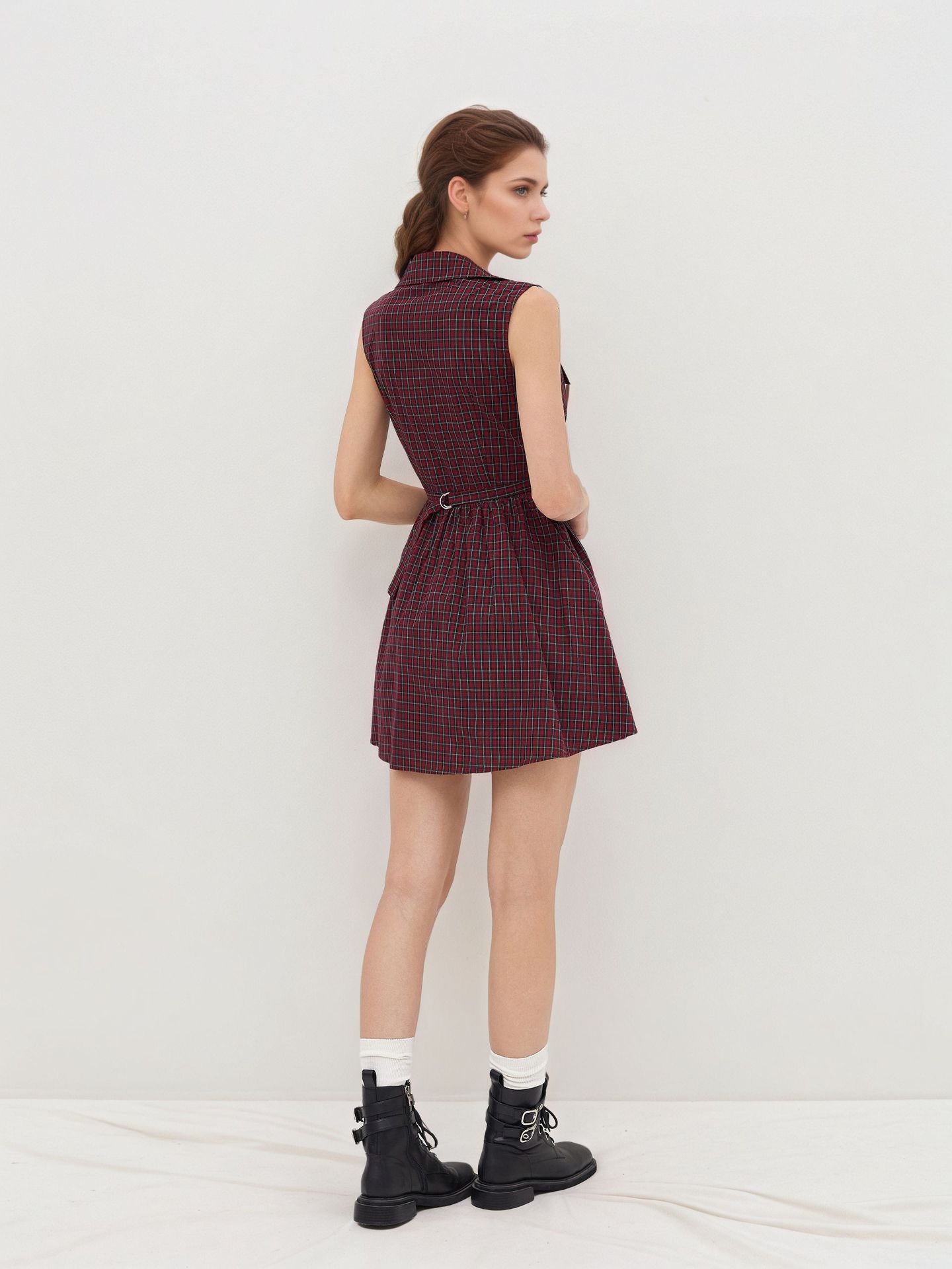 O1CN01fcvfg51zMCIHEeHlX__2217524266699-0-cib RED PLAID SLEEVELESS LAPEL V NECK BUTTON FRONT FIT AND FLARE MINI DRESS SUMMER RETRO DRESS