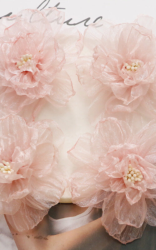 PHOTOGRAPHY: PRINCESS HAIR ACCESSORIES, LIGHTWEIGHT ORGANZA, PEACH PIN
