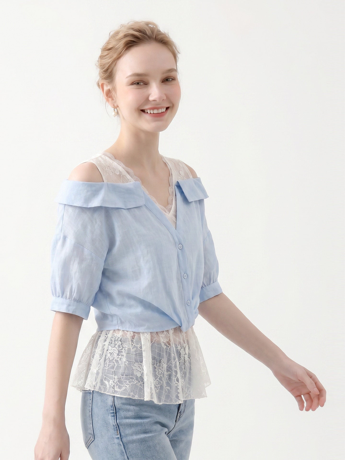 O1CN01hJjmQG1fP8cPZrSMs__163593998 TWO PIECE COLD SHOULDER TWIST HEM BLOUSE WITH LACE CAMISOLE