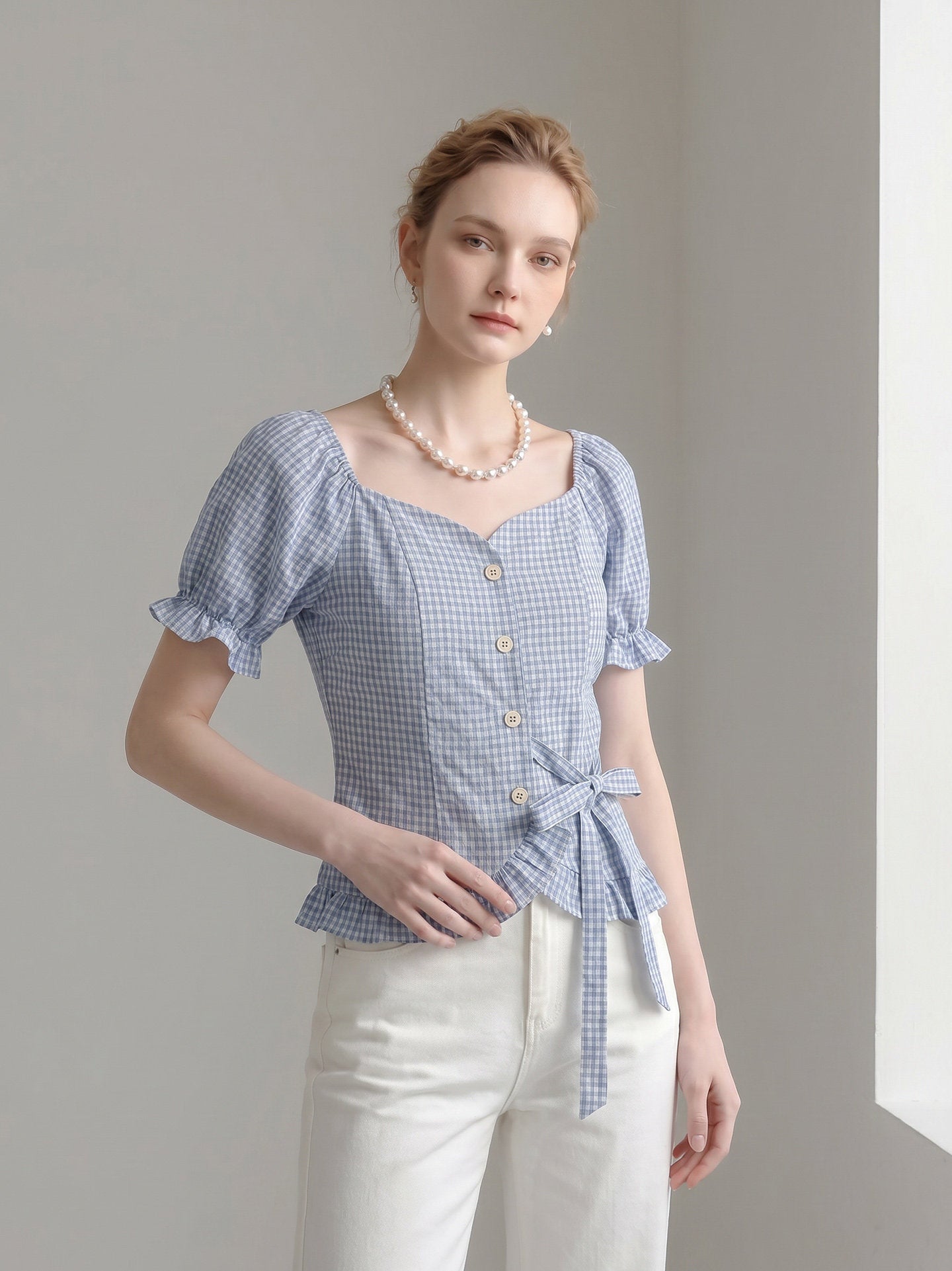 SWEETHEART NECK GINGHAM PUFF SHORT SLEEVE TIE WAIST BLOUSE