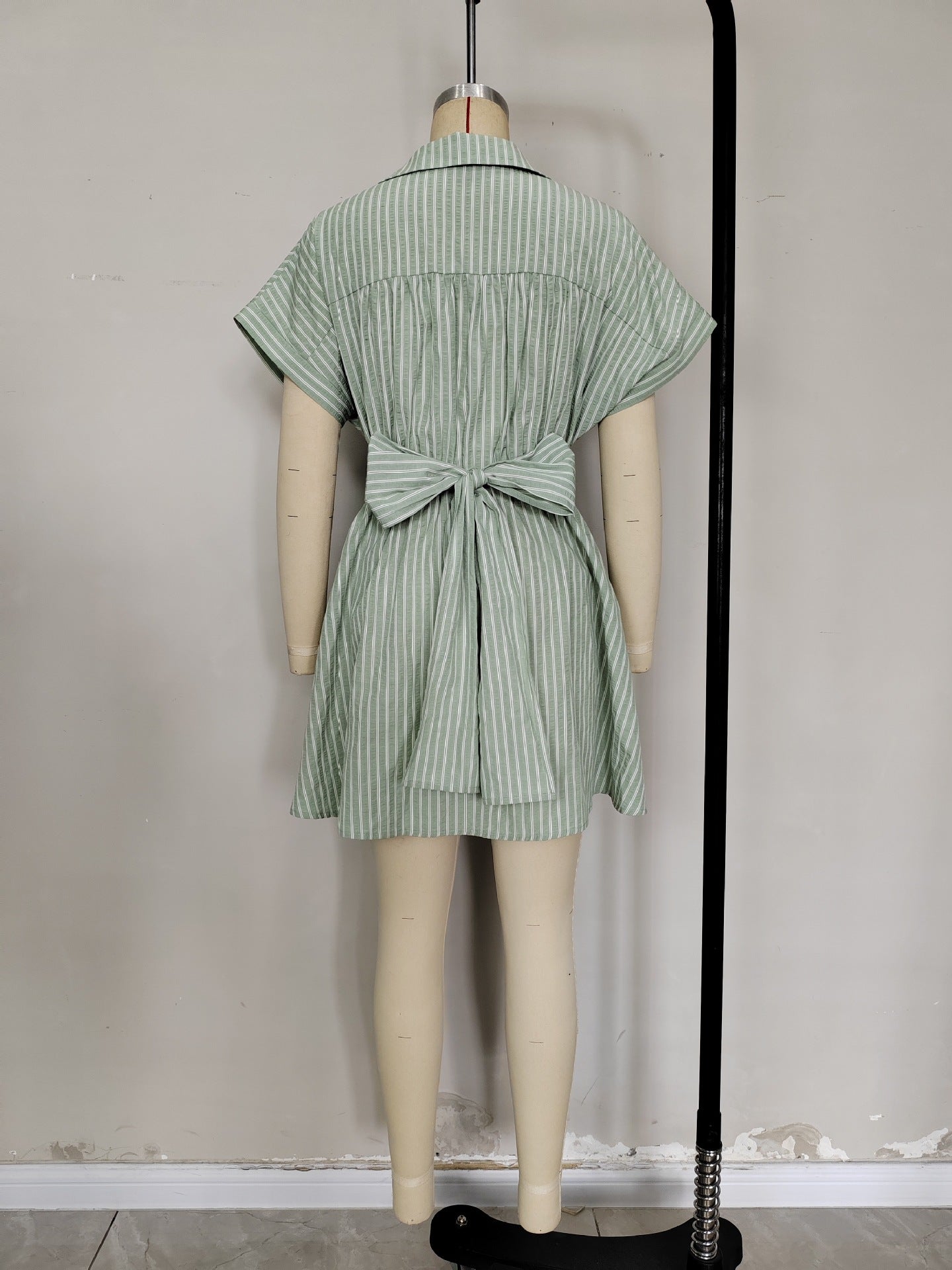 O1CN01nThP8s1zMCItZHaVi__2217524266699-0-cib MINT WHITE STRIPE COLLARED TWIST WAIST CUTOUT MINI SHIRT DRESS