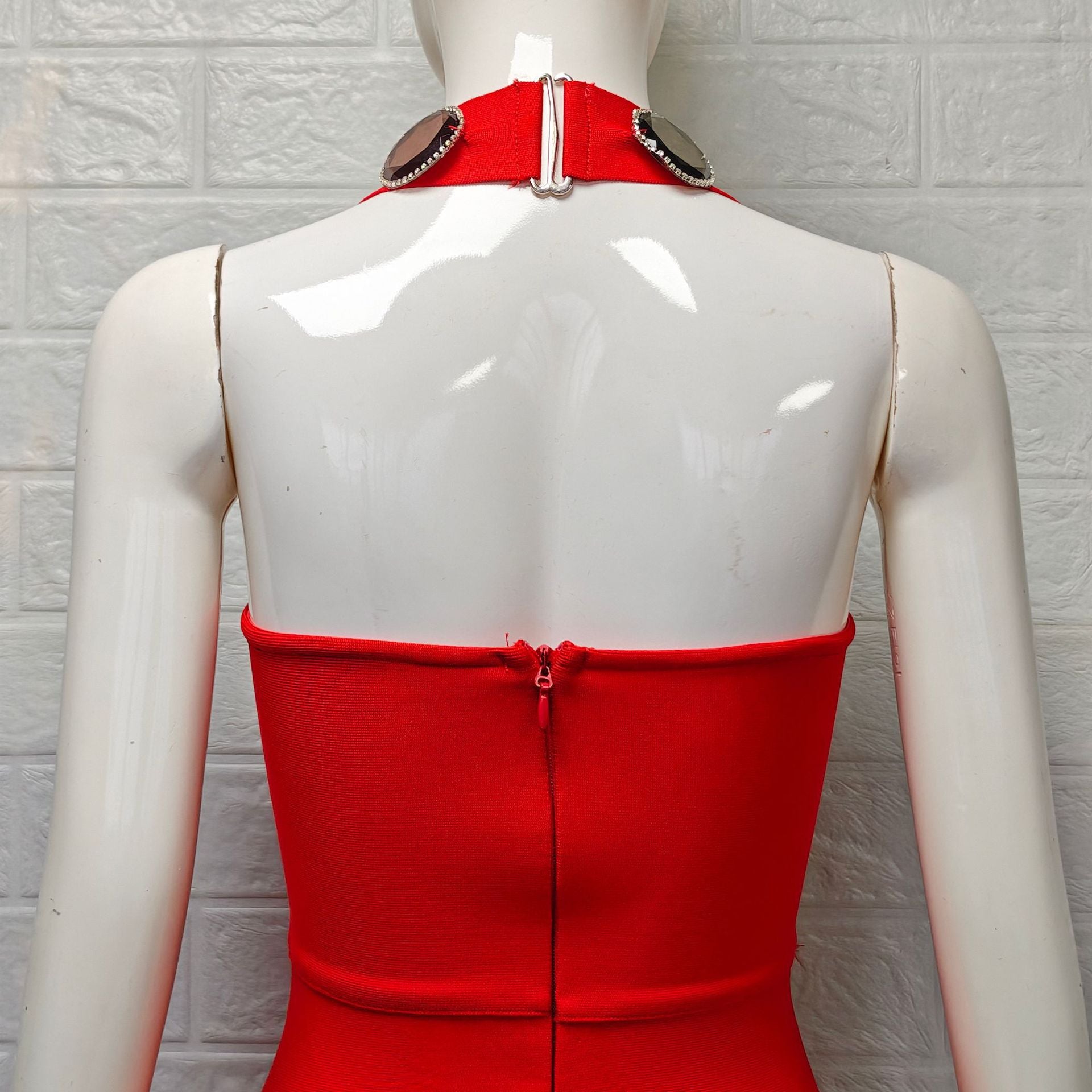 RED HEAVY CREPE COLUMN DRESS FOR EVENTS