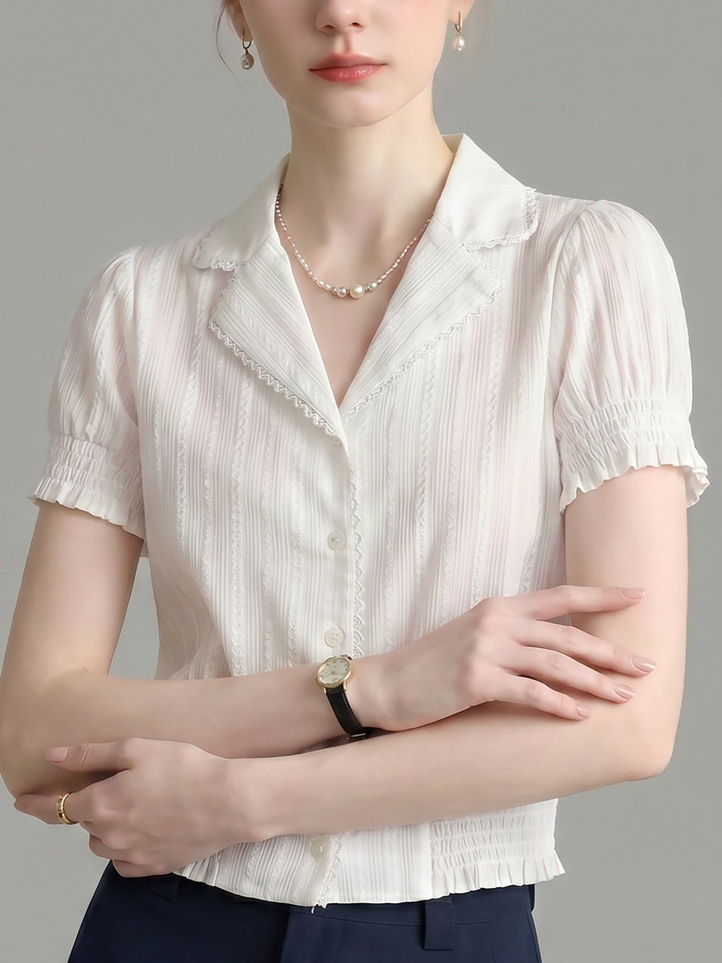 O1CN01sMXDID1fP8cFpg6V6__163593998 LACE TRIM NOTCHED COLLAR RUCHED CROP BLOUSE