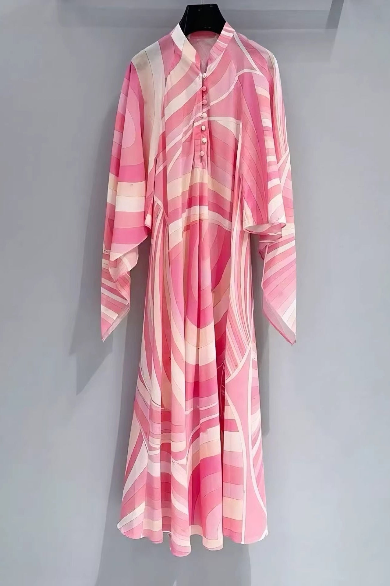 O1CN01sS5zcf1vpjSG979R2__2221407396222-0-cib PINK SILK SATIN PSYCHEDELIC SWIRL KAFTAN DRESS