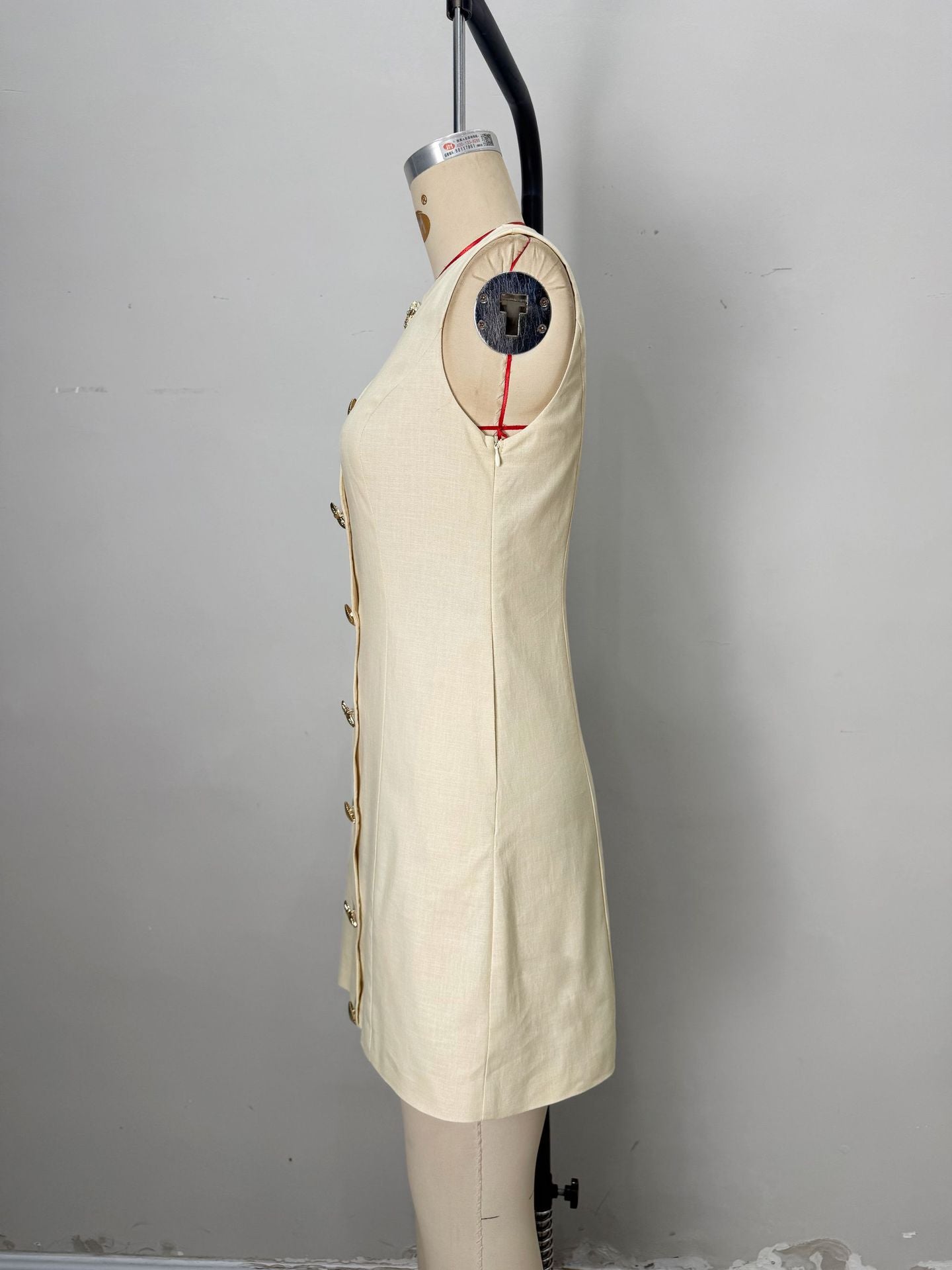 O1CN01tujd4r1zMCIaphgmq__2217524266699-0-cib PALE YELLOW SLEEVELESS SHELL BUTTON STRAIGHT MINI DRESS