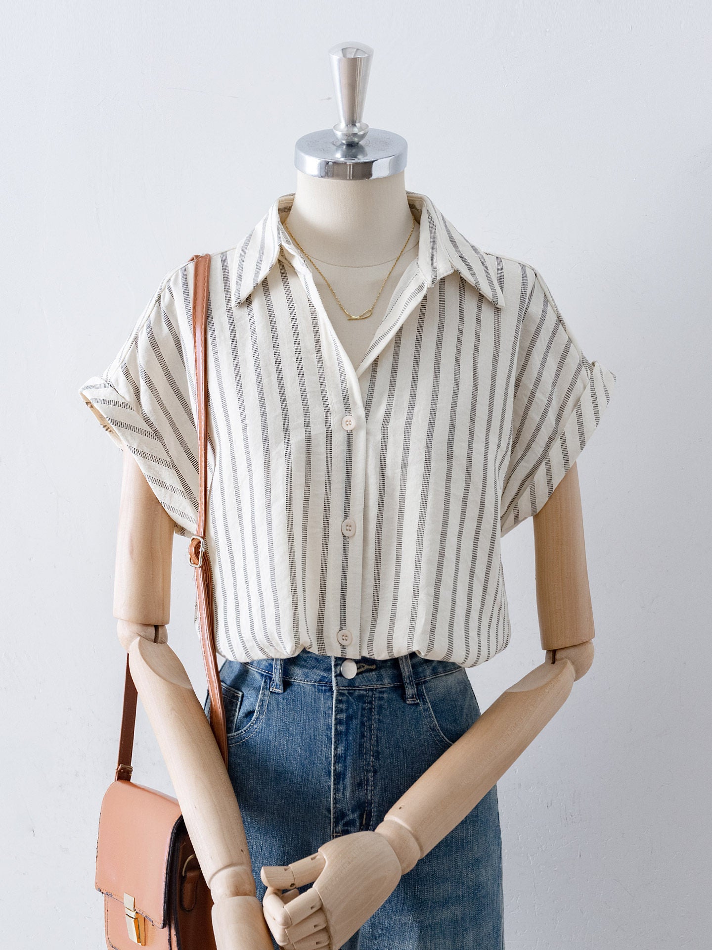 STRIPED POINT COLLAR ROLLED CAP SLEEVE LOOSE SHIRT