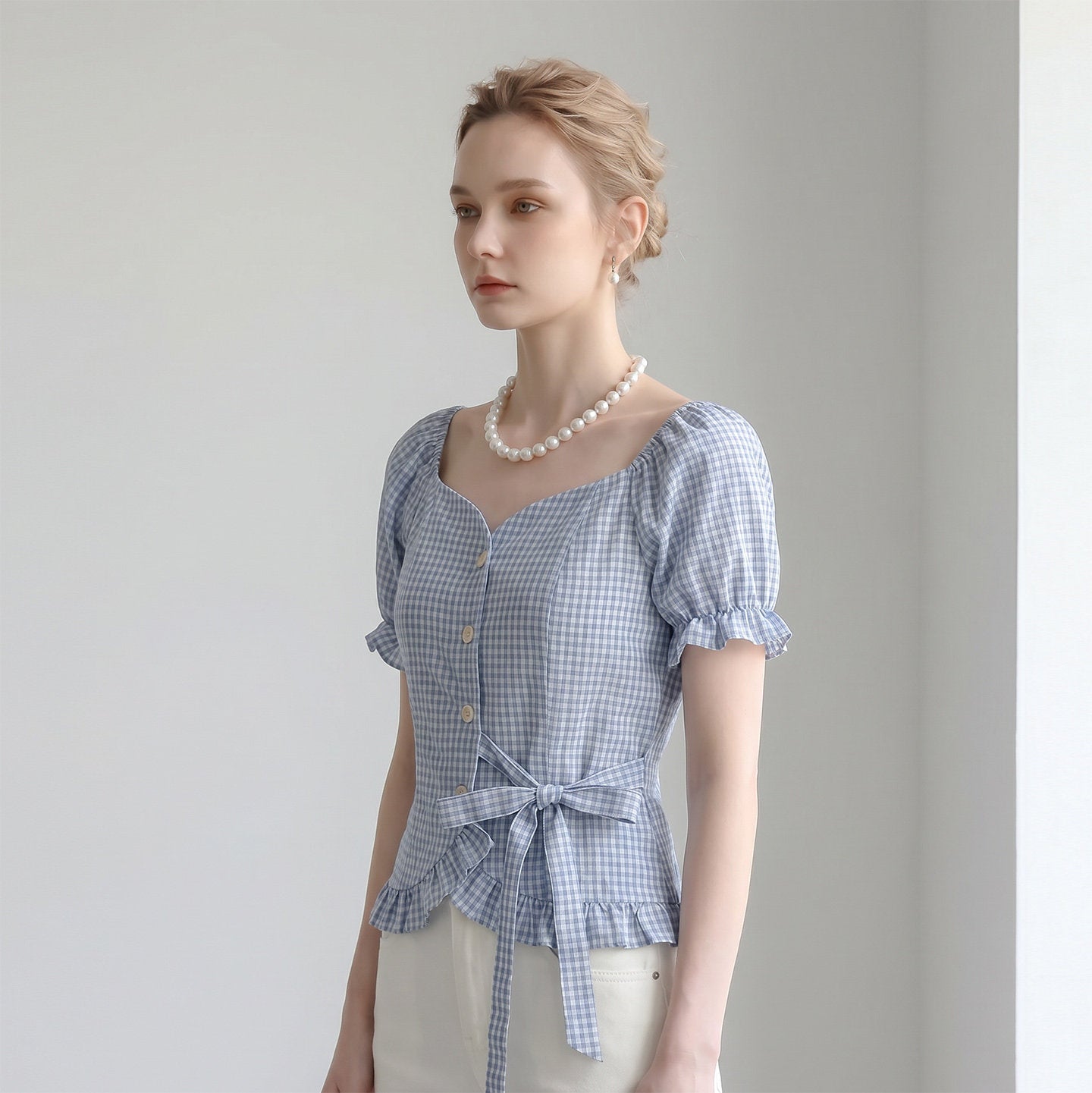 SWEETHEART NECK GINGHAM PUFF SHORT SLEEVE TIE WAIST BLOUSE