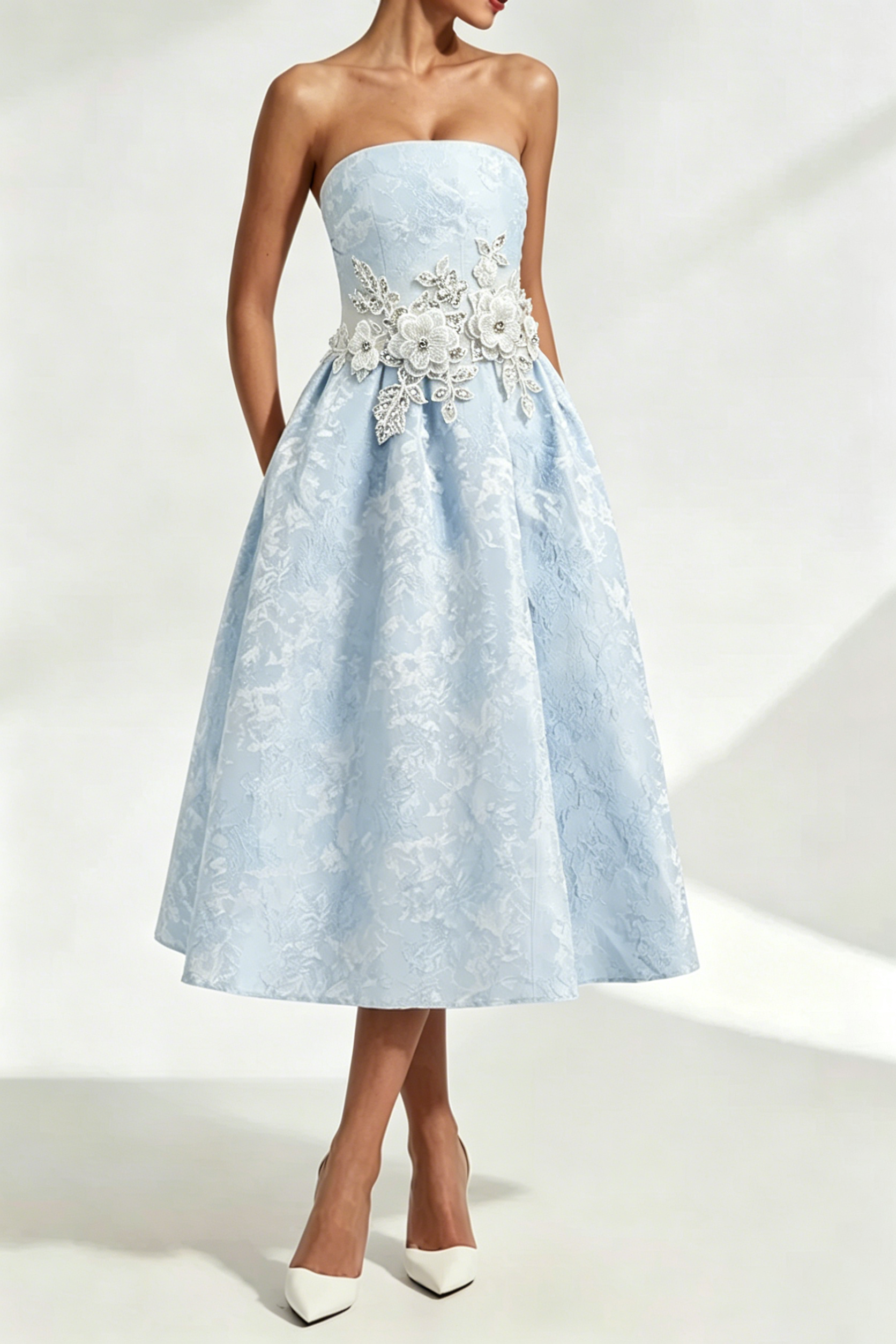 ab1948fd4bbb0598a4079a64b7af767d LACE EMBROIDERY SAOIRSE MIDI DRESS - BLUE