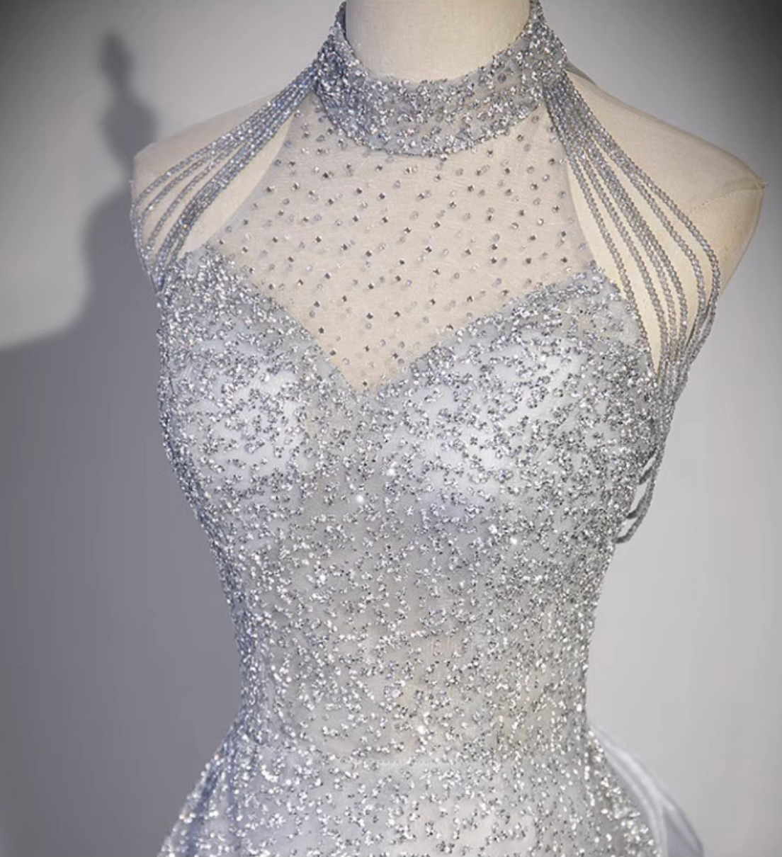 b35383c43b56c33c5d6cecba4887bcbf SILVER TULLE A-LINE BALL GOWN FOR EVENING