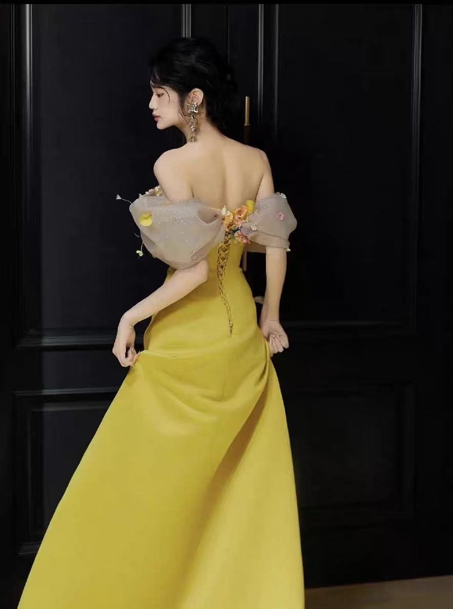 c09faae37fb7ea58bb67813135c36dd7 BRIGHT YELLOW SATIN STRAPLESS MAXI GOWN WITH 3D COLORFUL FLORAL TULLE BUST