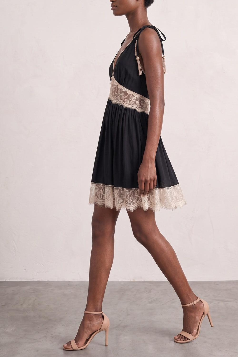 TIE STRAP LACE MINI DRESS | COCKTAIL PARTY