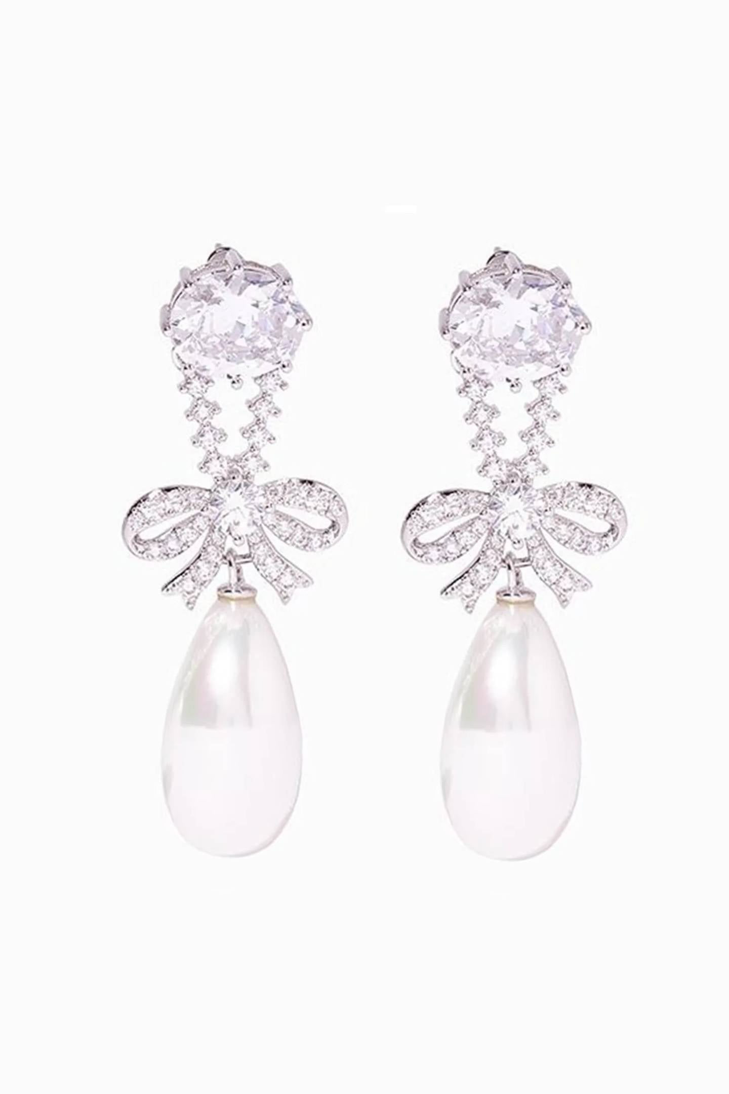 ecom5b-aXqXs2-_1 CZ BOW PEARL TEARDROP LONG DROP SILVER EARRINGS