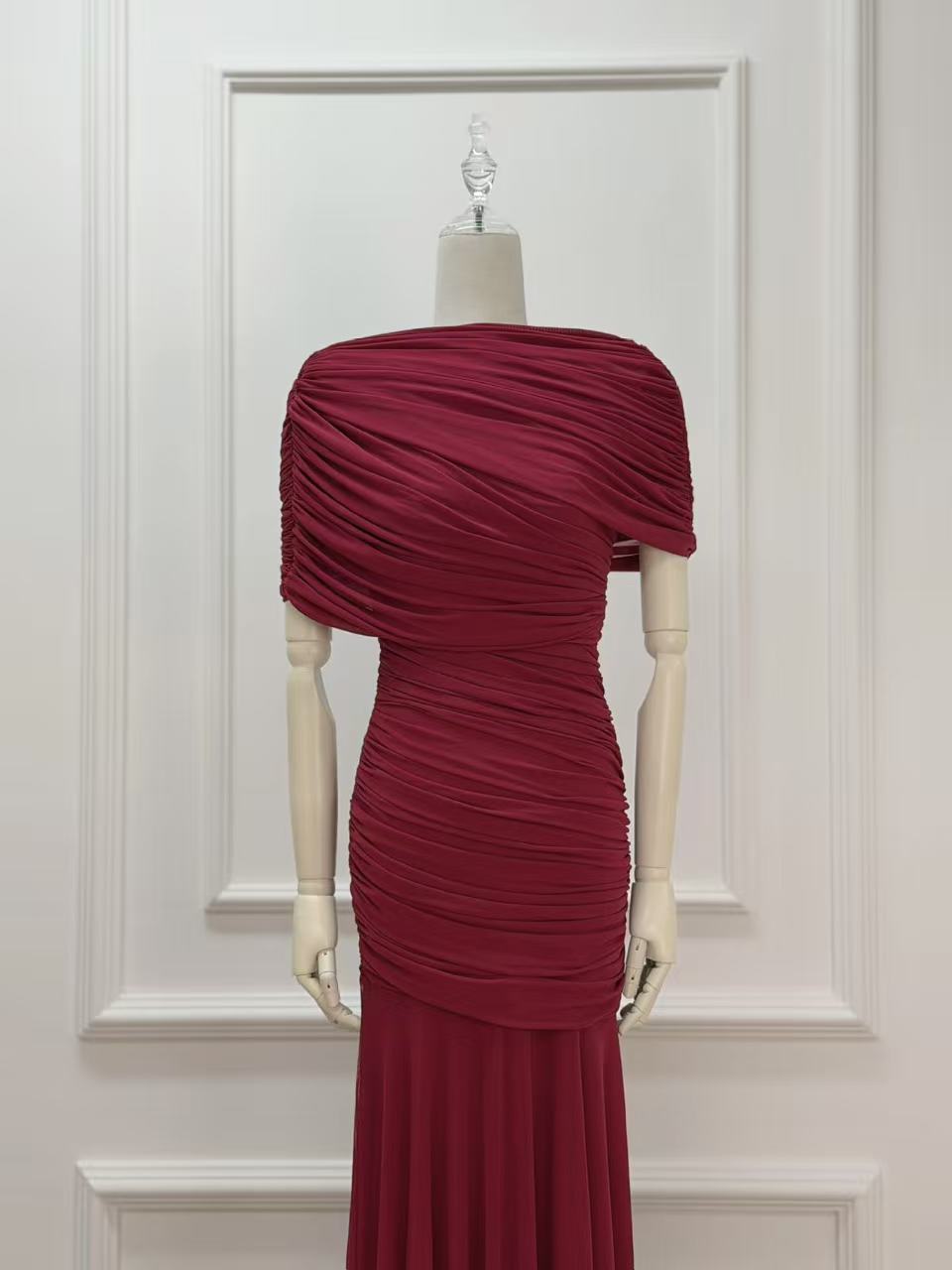 BURGUNDY MERMAID MESH EVENING GOWN
