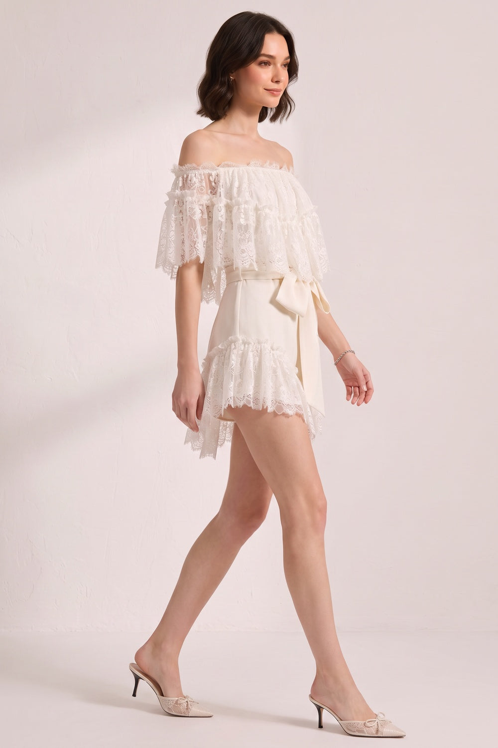 OFF-SHOULDER LACE SATIN BOW 2PC SHORT SET