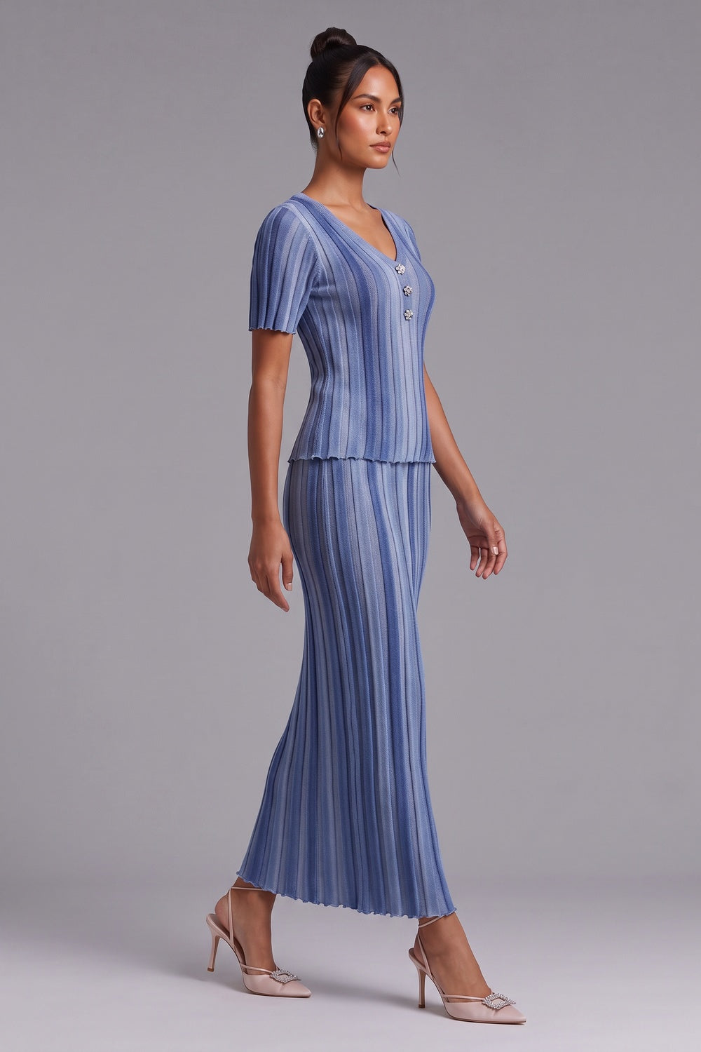 fc622c5b8c072689 LIGHT BLUE RIBBED KNIT SET GRADIENT STRIPE