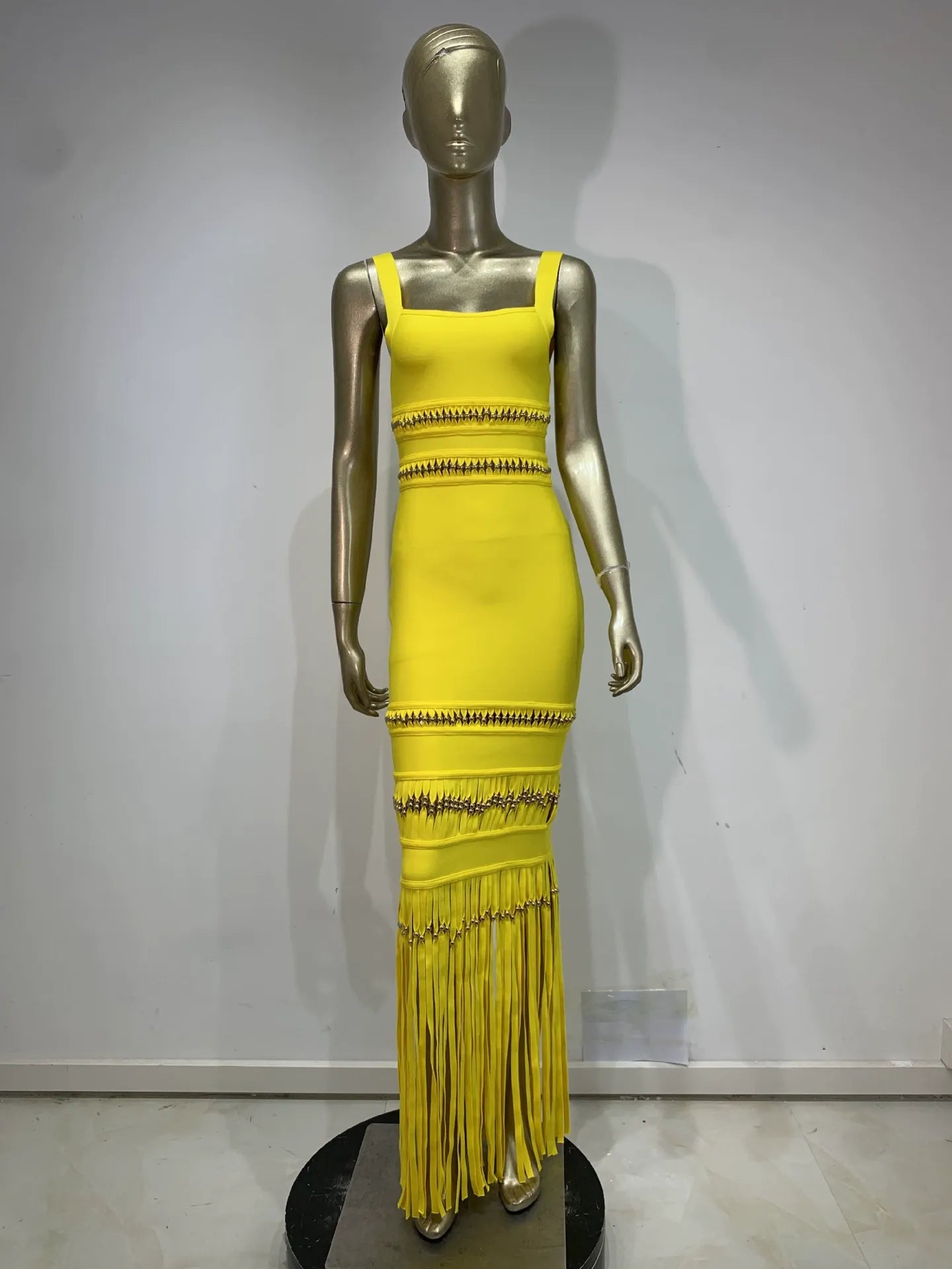 imgi_31_O1CN01onKoSs1Cti9eqRuHf__2206696720139-0-cib_jpg BRIGHT YELLOW CUTOUT FRINGE BANDAGE MERMAID MAXI DRESS