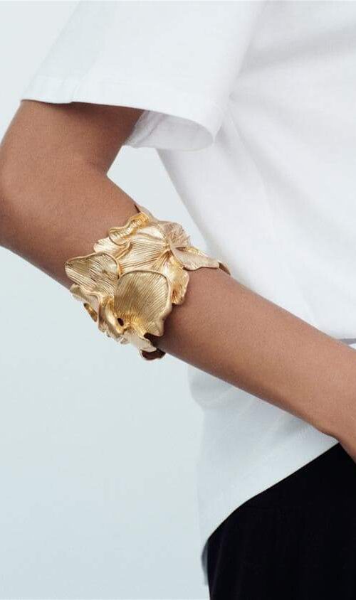 3D TEXTURED FLORAL GOLD CUFF BRACELET