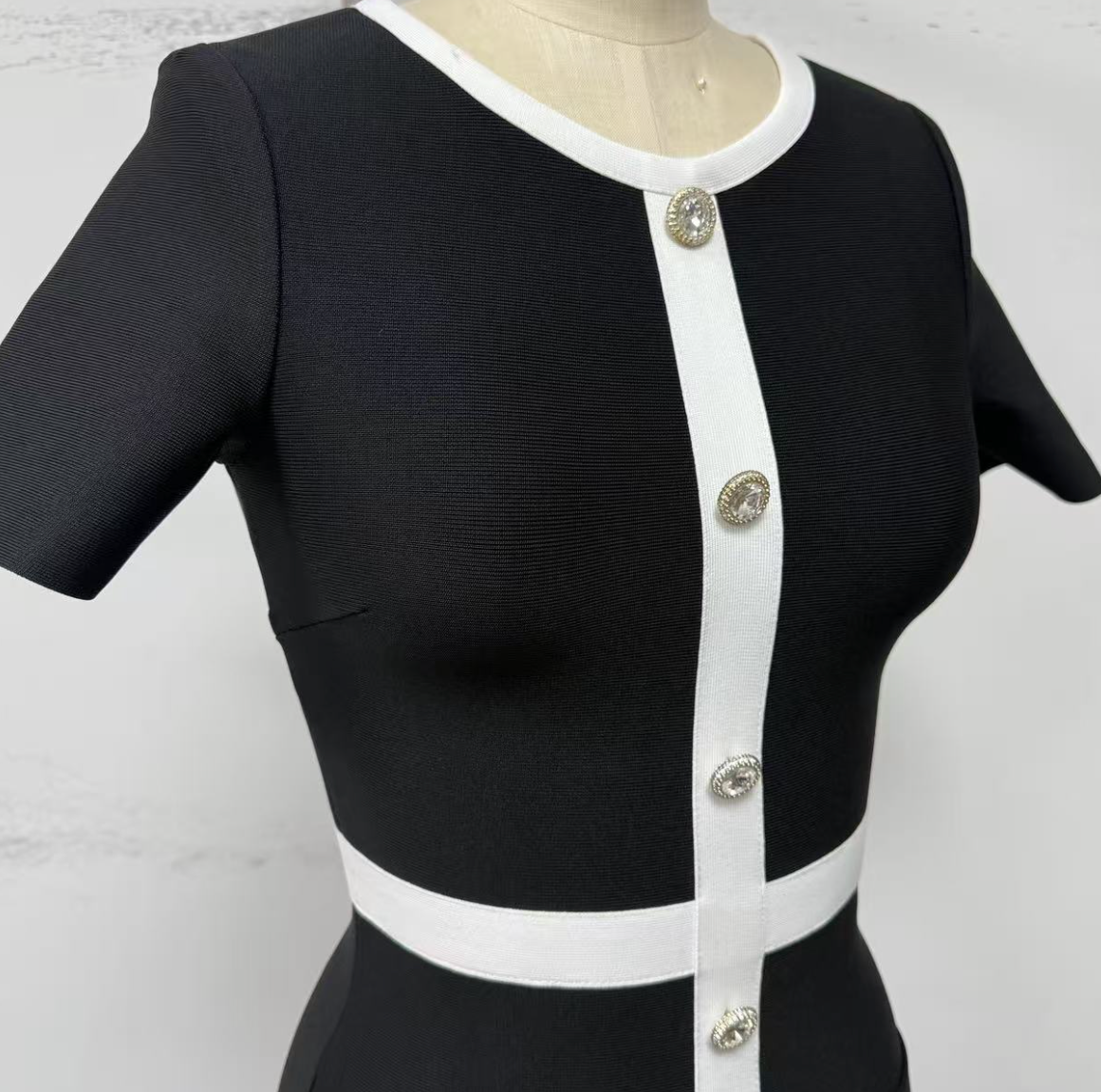 BLACK SHEATH DRESS WHITE PANEL WORK OFFICE