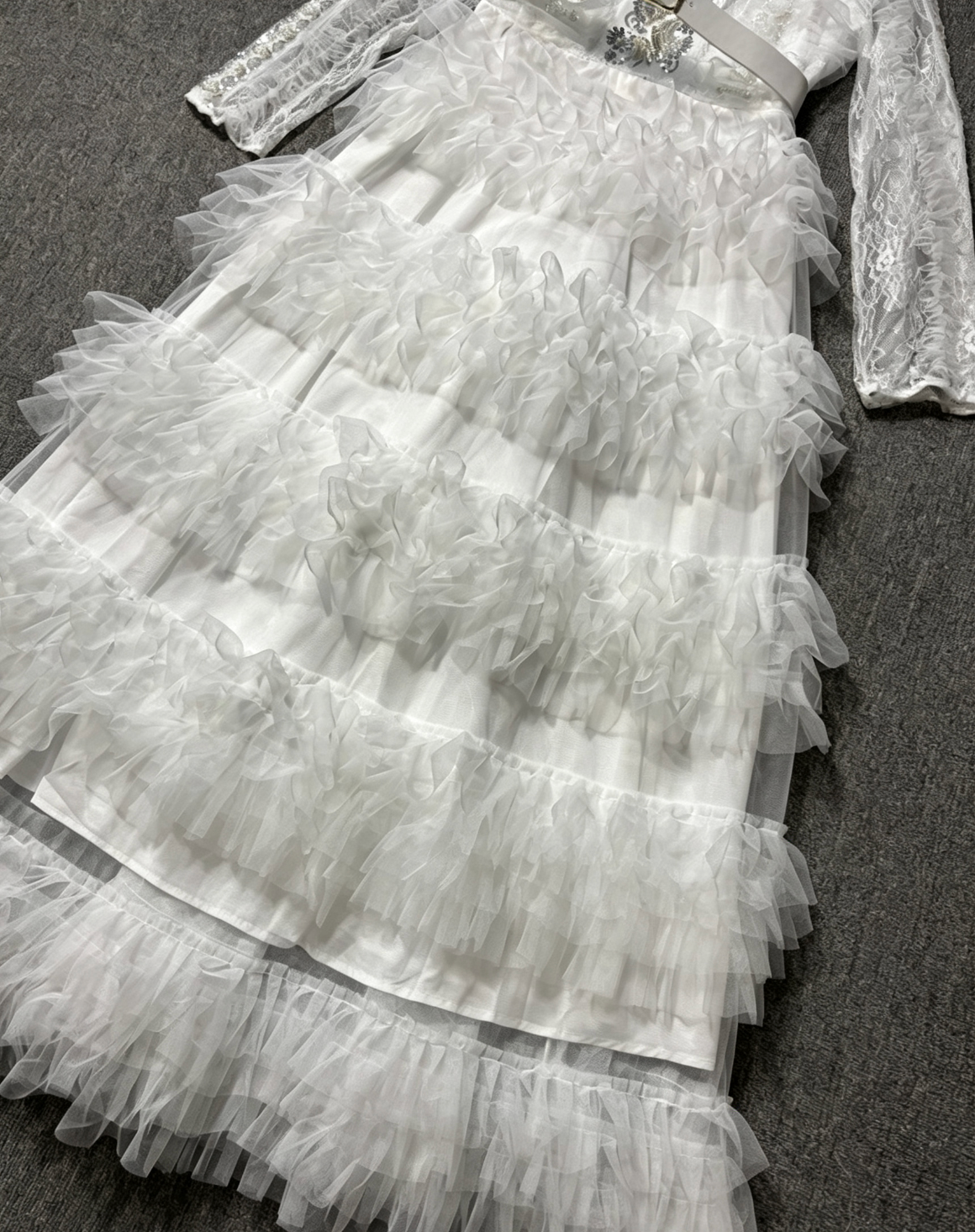 3bb8814f0e8f28820856639741c0eb26 CREAM TULLE A-LINE GOWN – WEDDING & PROM DRESS