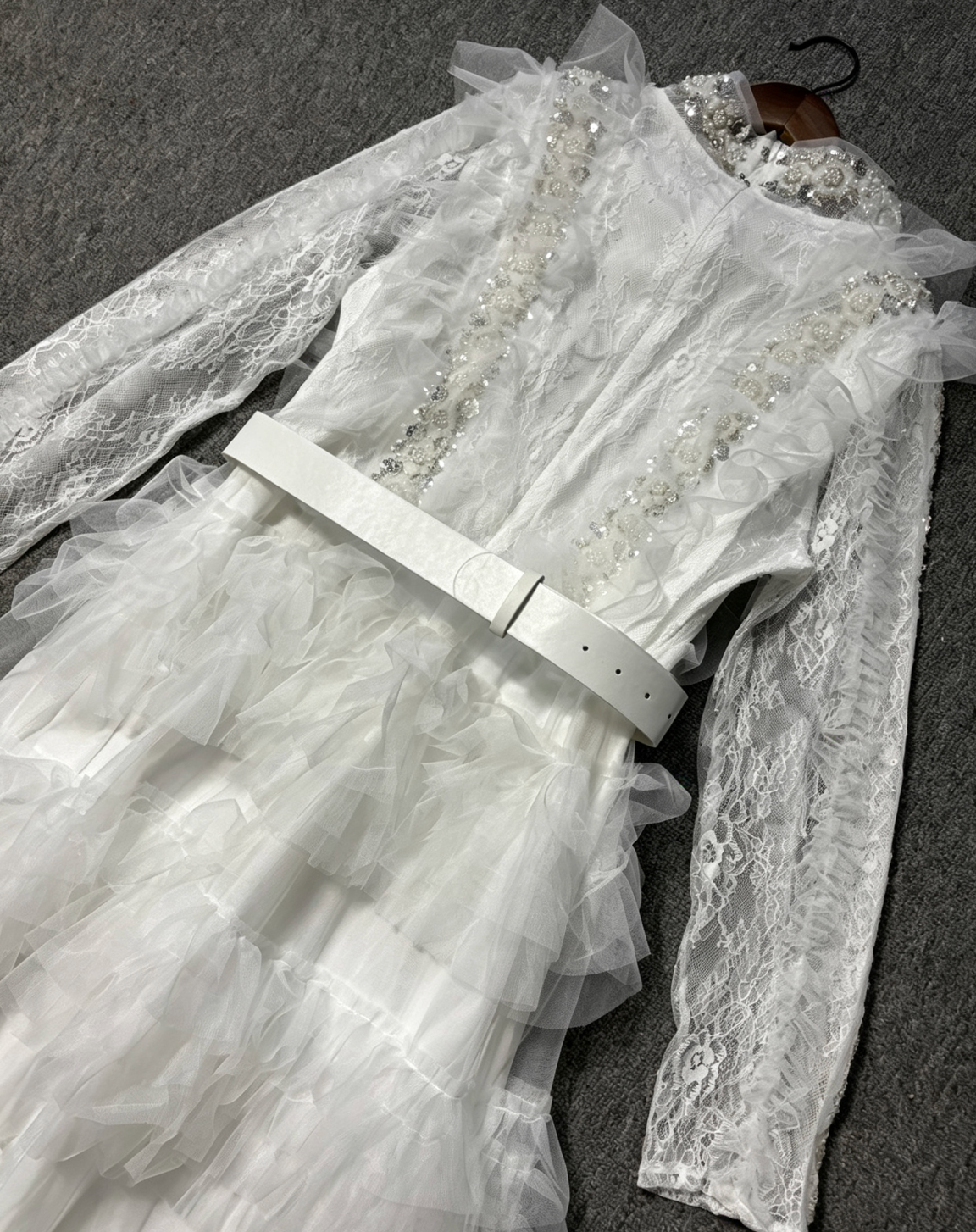 4652dcb25033676d072f8f457dce3a3a CREAM TULLE A-LINE GOWN – WEDDING & PROM DRESS