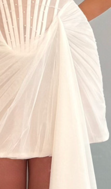 WHITE CORSET MINI DRESS – FITTED CREPE PARTY STYLE