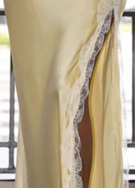 4cbd13976ad1849e148d4a9407deb337 PALE YELLOW SATIN COLUMN GOWN LACE FORMAL