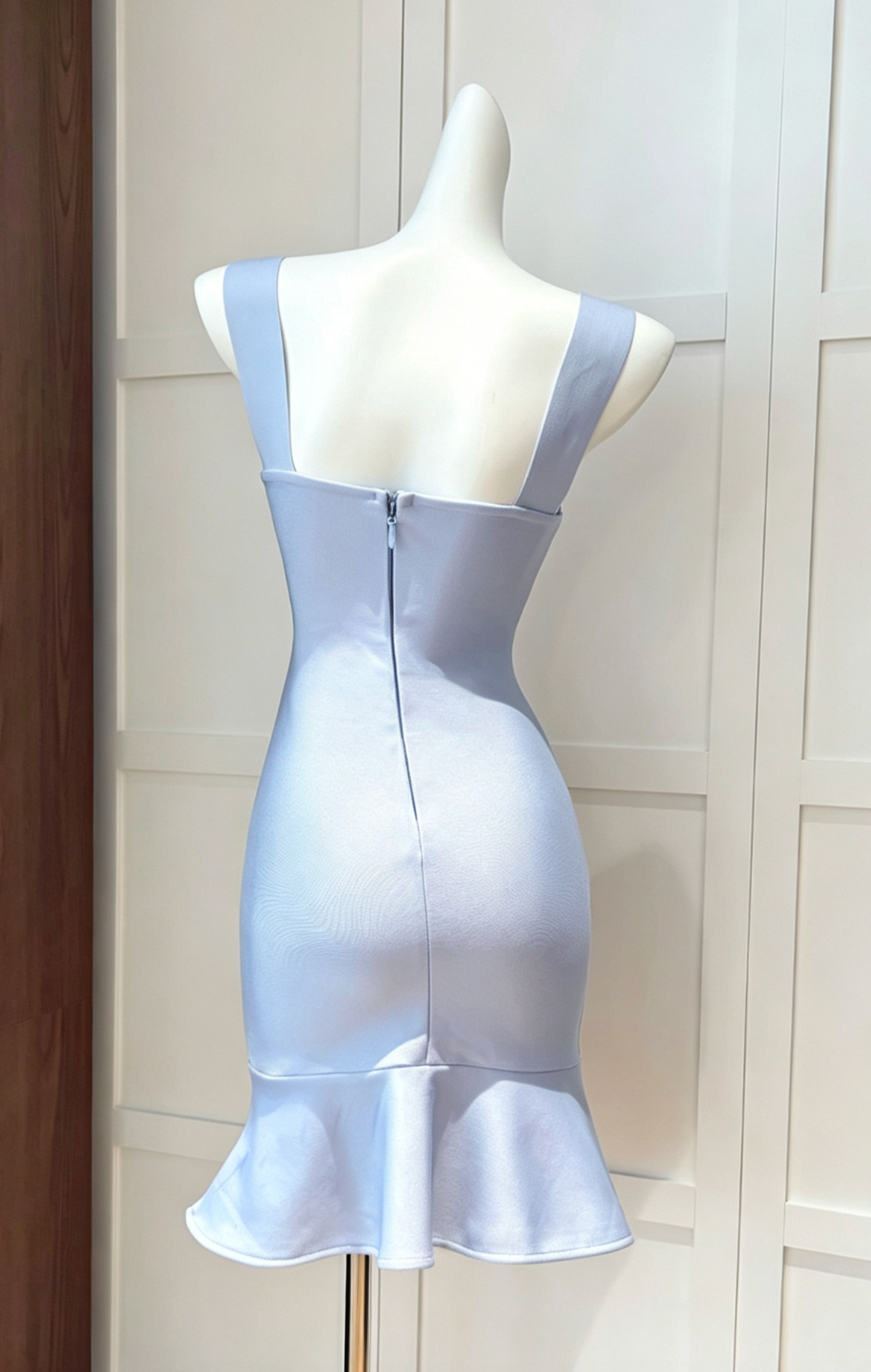 56d0406b866d679bd08c637e4568f9d7 LIGHT BLUE BODYCON KNIT DRESS RUFFLE HEM PARTY
