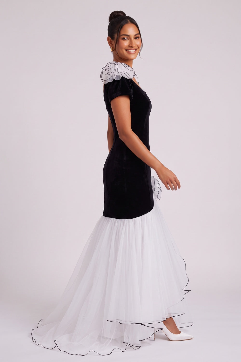 6a51c6ac4e691973 BLACK VELVET TULLE MERMAID PROM DRESS