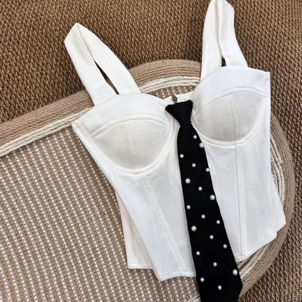 O1CN010O0dmU1EaatDyIZfr__2220923270368-0-cib WHITE CORSET BUSTIER TOP PEARL NECKTIE FORMAL