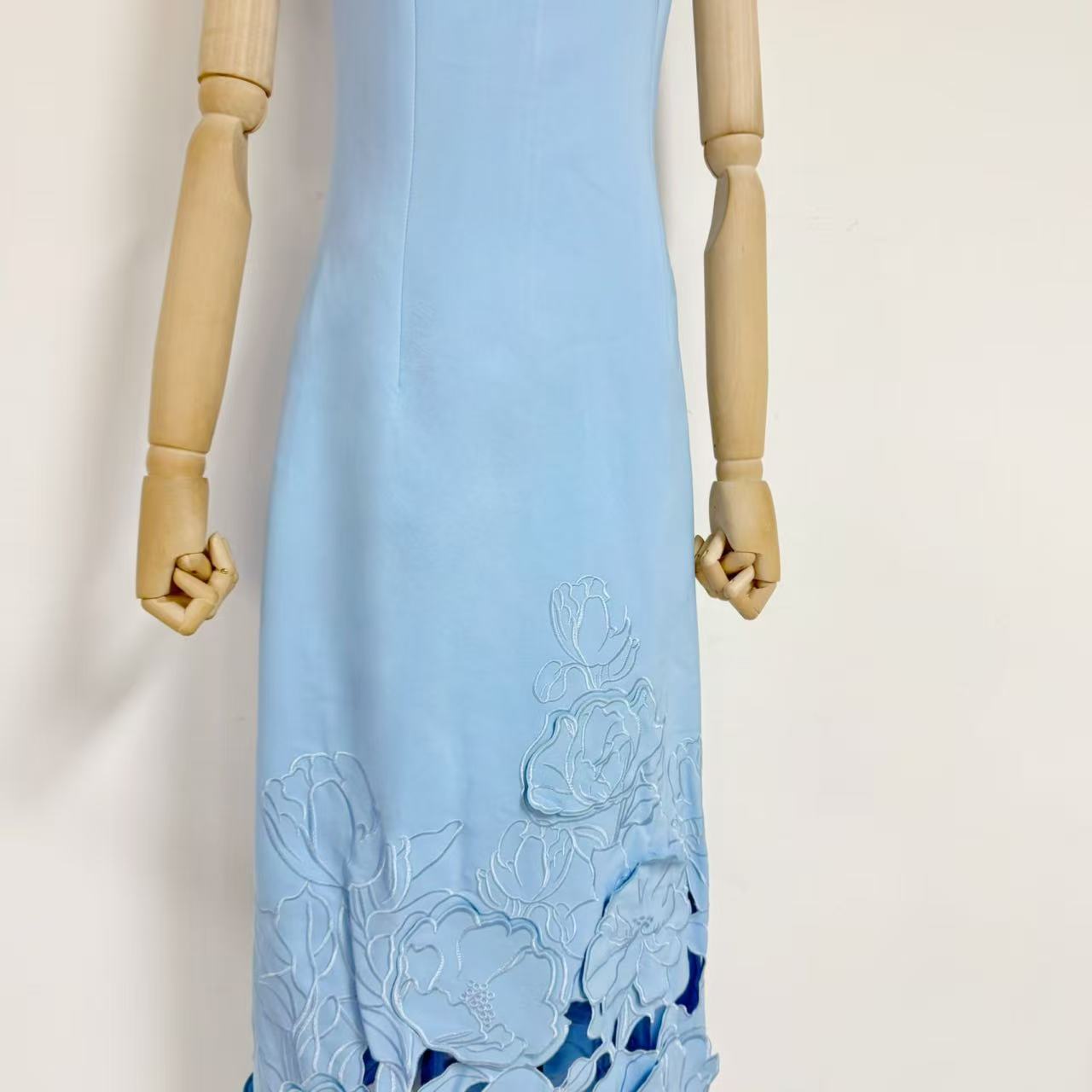 O1CN011hFug01s6RSmlZXkZ__2215925215717-0-cib LIGHT BLUE CREPE COLUMN DRESS – FORMAL & WEDDING GUEST