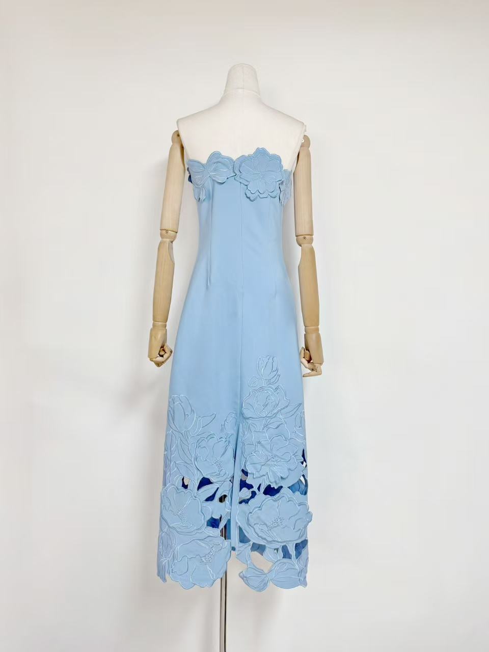 O1CN017fP4LU1s6RSmaTOkm__2215925215717-0-cib LIGHT BLUE CREPE COLUMN DRESS – FORMAL & WEDDING GUEST