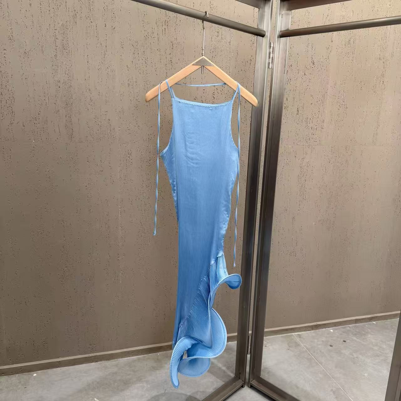 O1CN01MUJkb02JhX8tXdcHv__2217842989453-0-cib LIGHT BLUE SHEATH DRESS ASYMMETRICAL HEM COCKTAIL