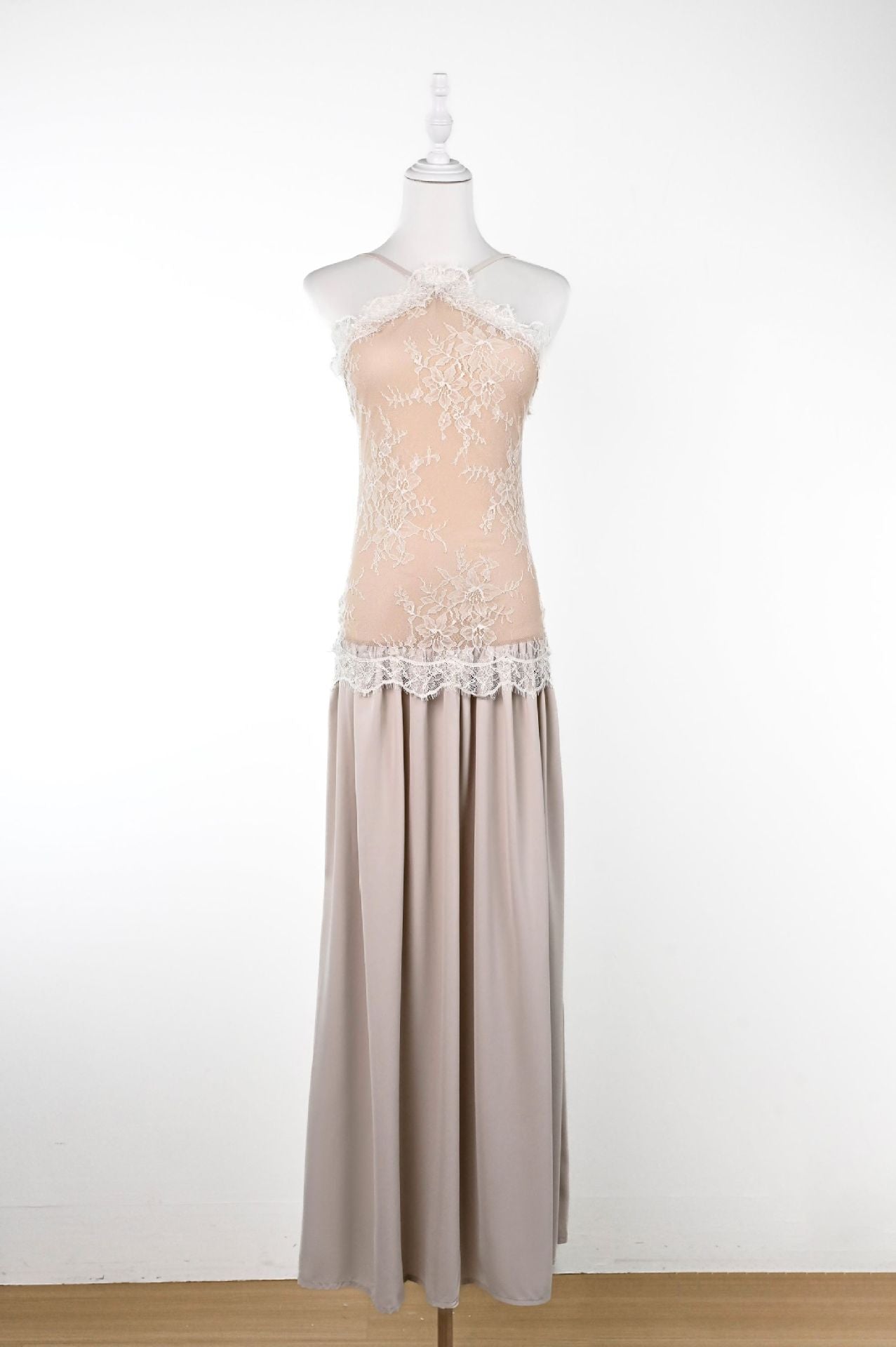 O1CN01MvZCdX1x1vYpXytkx__2215741276384-0-cib IVORY CHIFFON A-LINE DROP-WAIST WEDDING GOWN