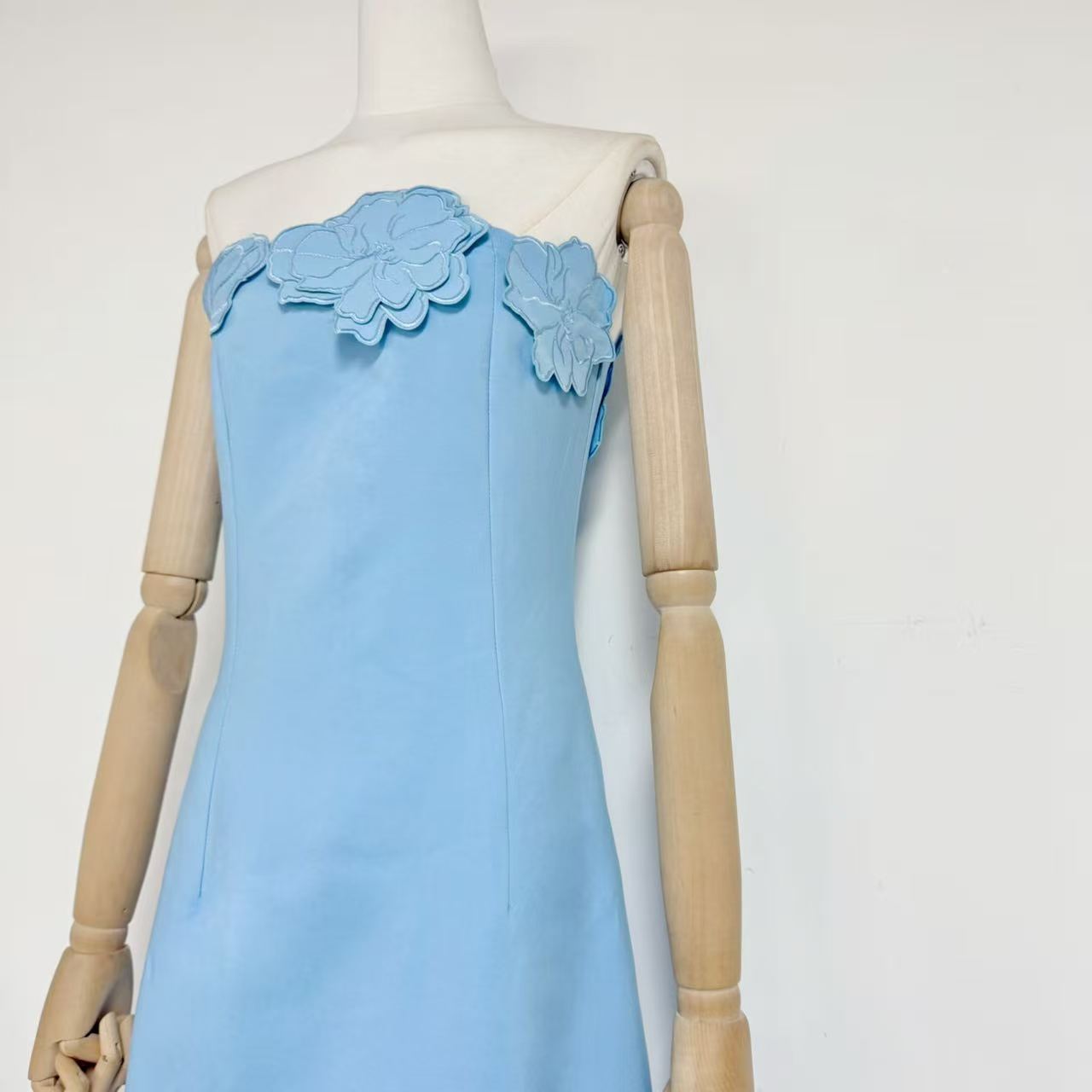 O1CN01Rc0Rqb1s6RSmbSeFI__2215925215717-0-cib LIGHT BLUE CREPE COLUMN DRESS – FORMAL & WEDDING GUEST