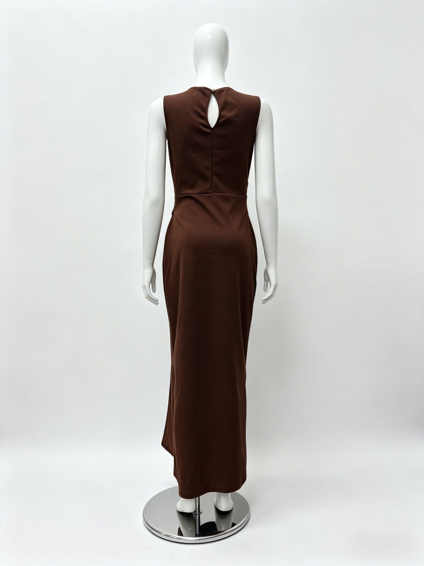 O1CN01qCOv161LSXEHijNIm__2218797541298-0-cib BROWN KNIT SHEATH DRESS WITH BROOCH – OFFICE TO EVENING