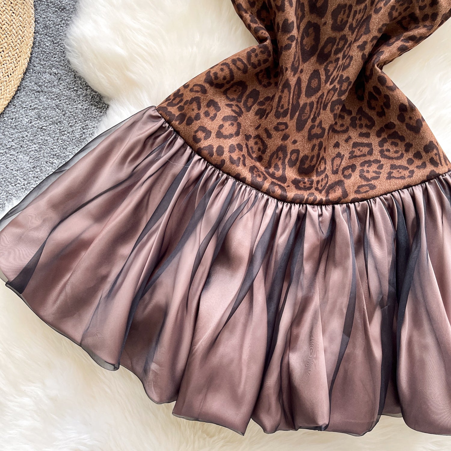 O1CN01rY6etB1Jsyp7aOtaO__2217741411085-0-cib BROWN ANIMAL PRINT FIT-AND-FLARE MINI DRESS