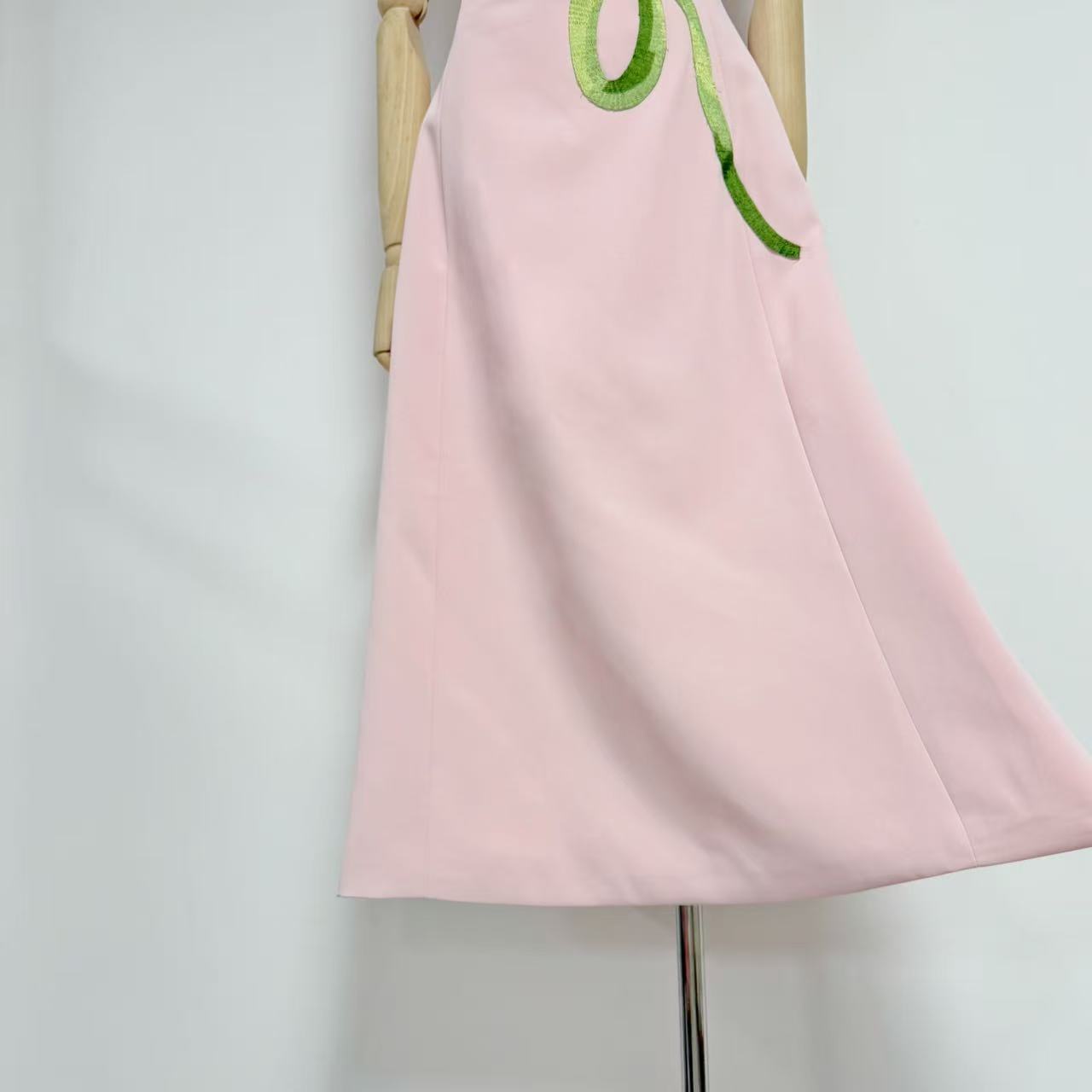 O1CN01uFD2q41s6RSrS9OeH__2215925215717-0-cib PALE PINK A-LINE MIDI DRESS | FLORAL WEDDING GUEST