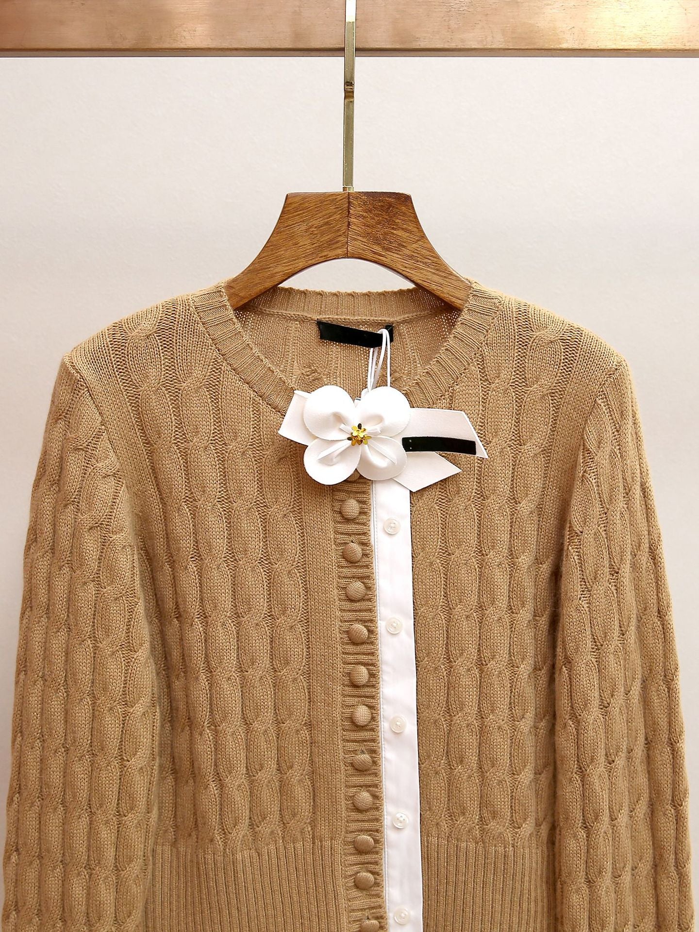 O1CN01zcMWcE2Lrj9l8uK43__2214621369746-0-cib BEIGE CROPPED FITTED CARDIGAN - CASUAL KNIT STYLE