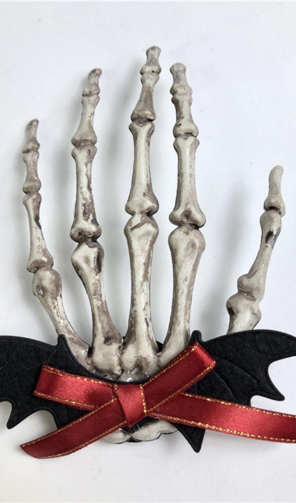 Skull-hand-bone-hair-clip SKULL HAND BONE CLAW CLIP HALLOWEEN GOTH