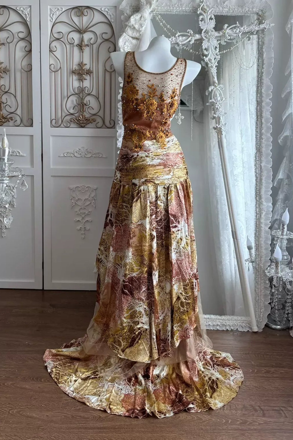 imgi_14_O1CN010sixzX1feFgjIWKbc__4611686018427385471-53-xy_item_heic_Q90_jpg BROWN SILK ASYMMETRIC TIERED MAXI GOWN DRESS