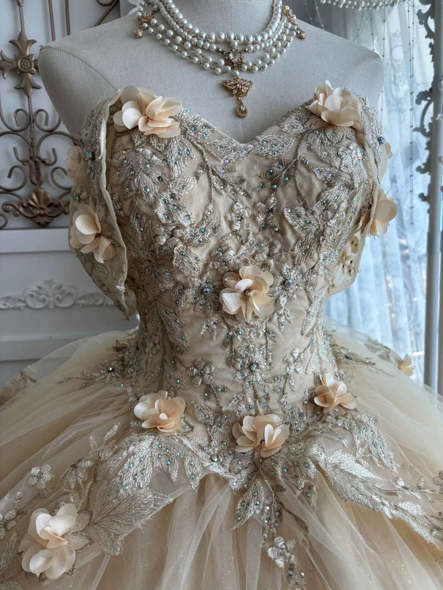 OFF-SHOULDER 3D FLORAL BALL GOWN WEDDING DRESS